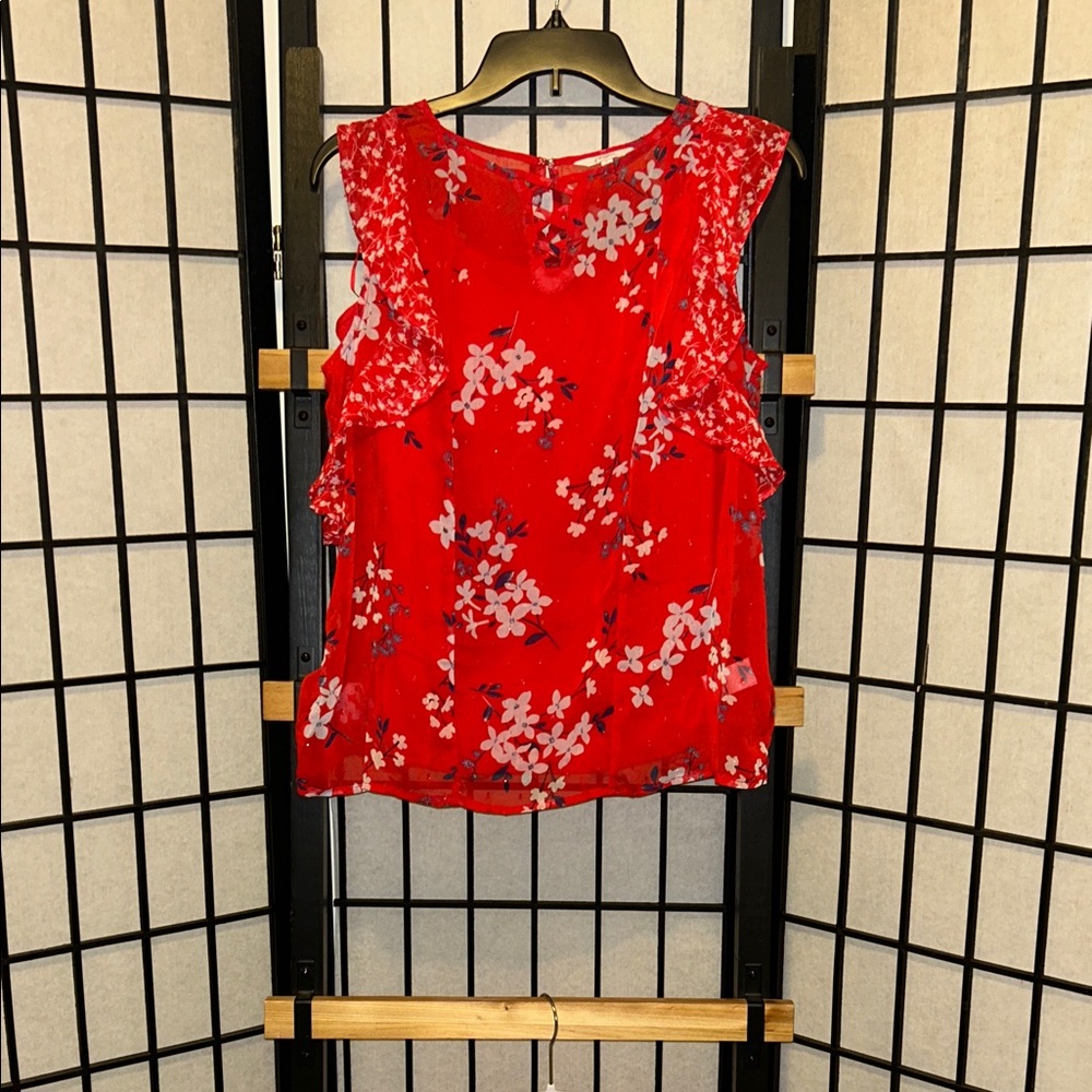 🦋Candie's Red and White Floral Sleeveless Blouse 5/25$